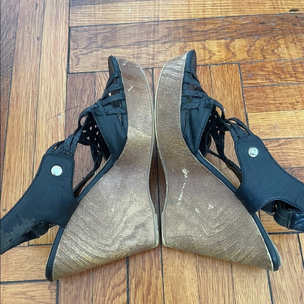Wedges - Picture 4 of 7